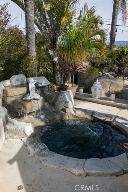 Building Photo - 10071 Highcliff Dr