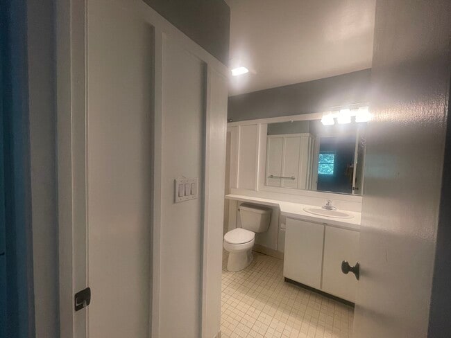 Building Photo - 3009 Hockley Dr