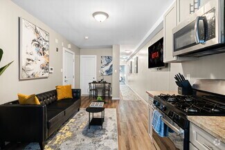 Building Photo - 3848 W Girard Ave