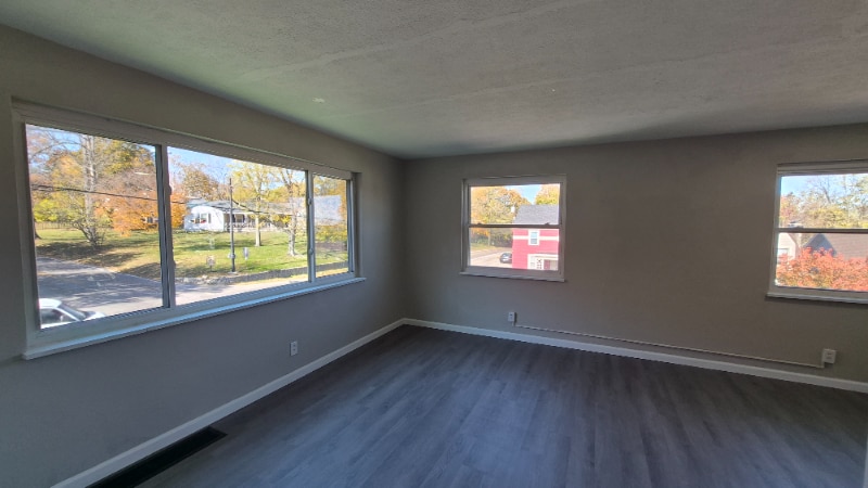 Building Photo - 4286 Catalpa Dr.