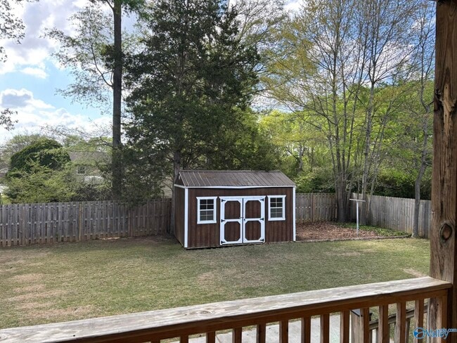 Building Photo - 317 Rosemont Rd SE