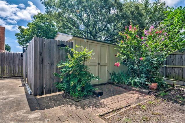 Building Photo - 8608 Caddo Ct