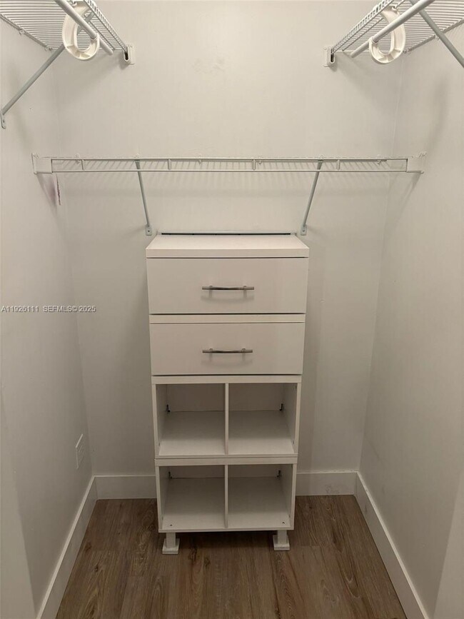 Building Photo - 15325 SW 106th Terrace