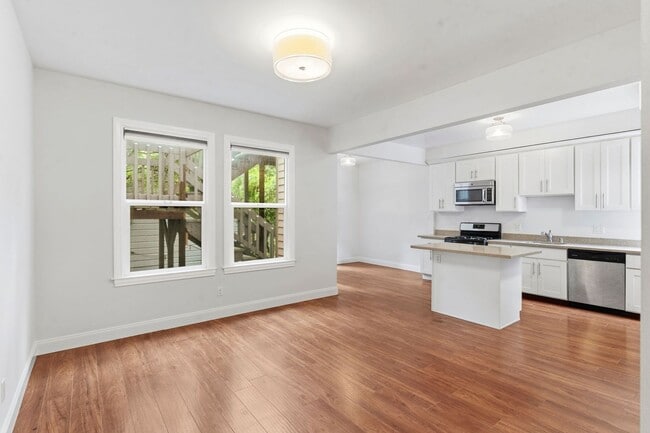 Building Photo - Lovely 2 Bed, 1 Bath Haight Ashbury Flat