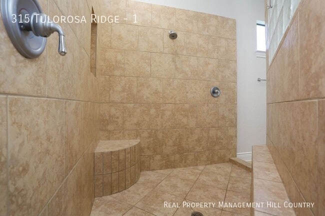 Building Photo - 315 Tulorosa Ridge