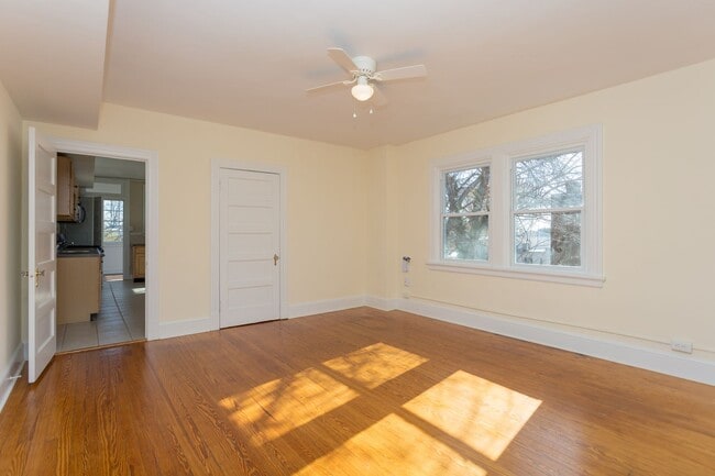 Building Photo - 412 W Marshall St