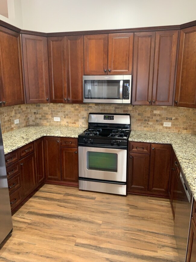 Building Photo - 106 Old Prestwick Ct