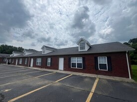 Building Photo - 2014 N Willow Ave