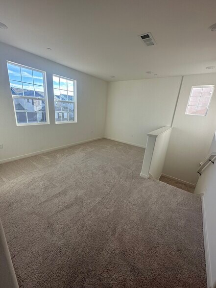 Building Photo - 5481 Dunnigan Hills Ln