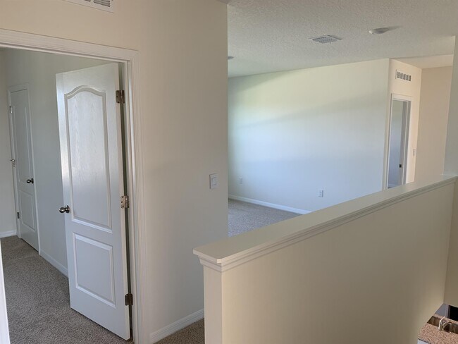 Building Photo - 2138 Tay Wes Dr