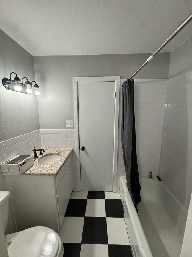 Building Photo - 4409 38th St