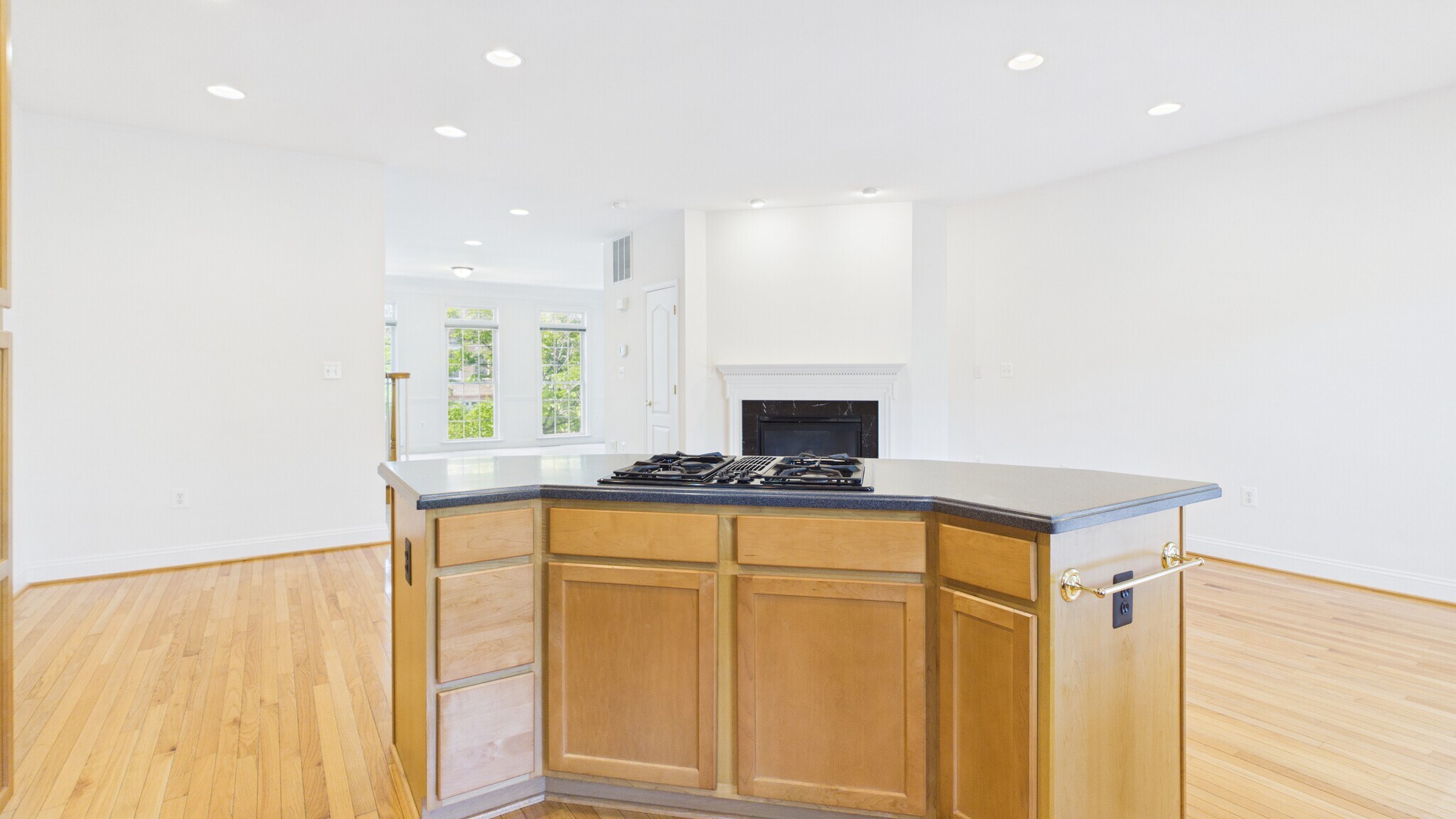 Building Photo - 25807 Turlough Ter