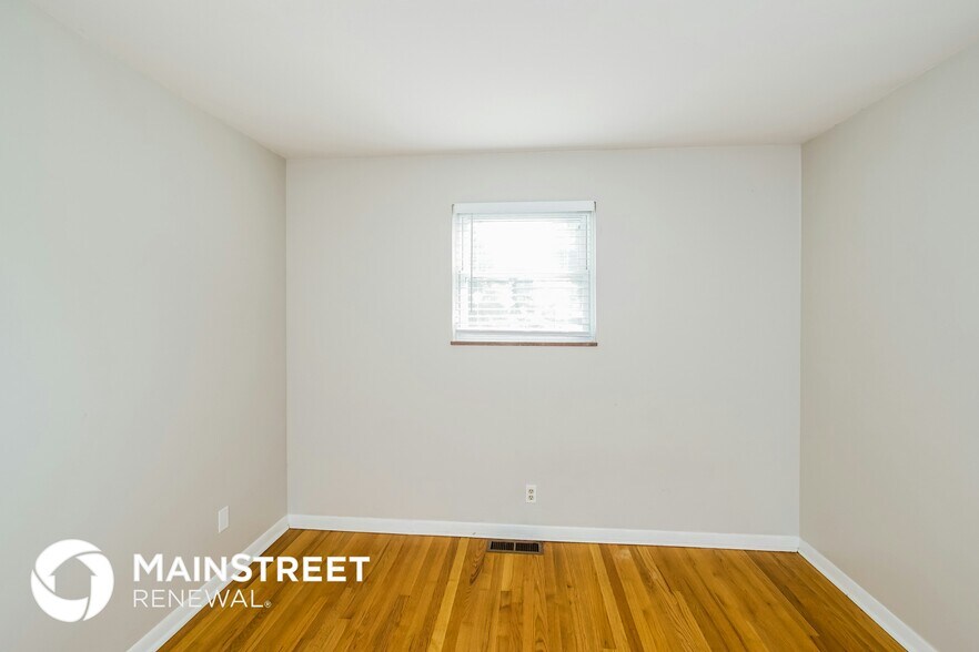 Building Photo - 6113 Clayberry Dr