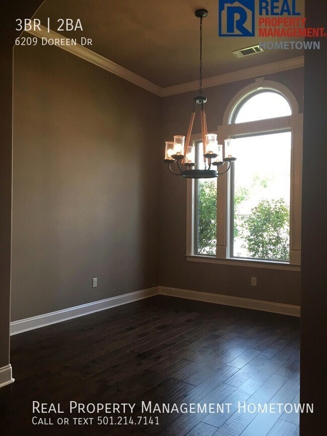 Building Photo - Magnificent 3/2 Home Tucked Away in a Beau...