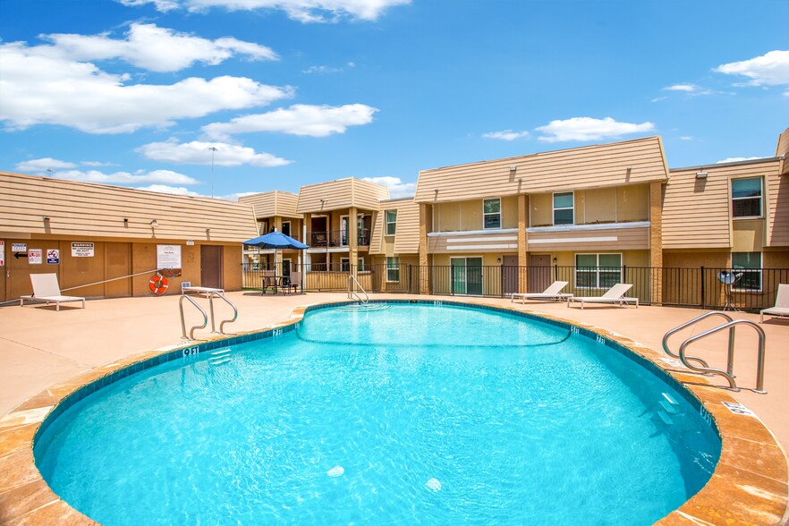 Grand Manor Grand Prairie, TX Apartment Finder