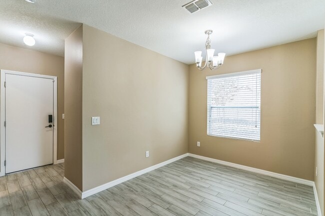 Building Photo - 3778 Seneca Club Loop