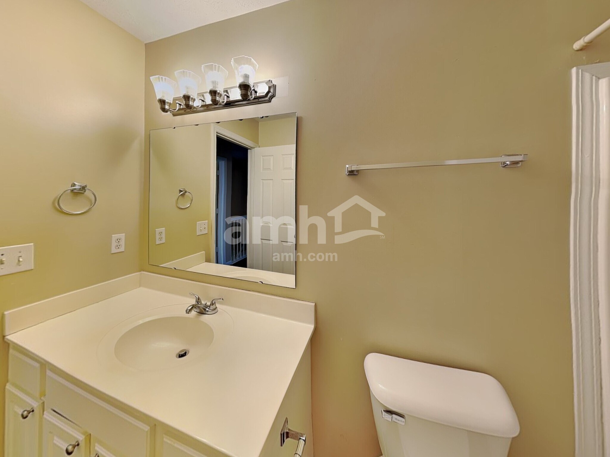Building Photo - 2318 Lammermoor Cir