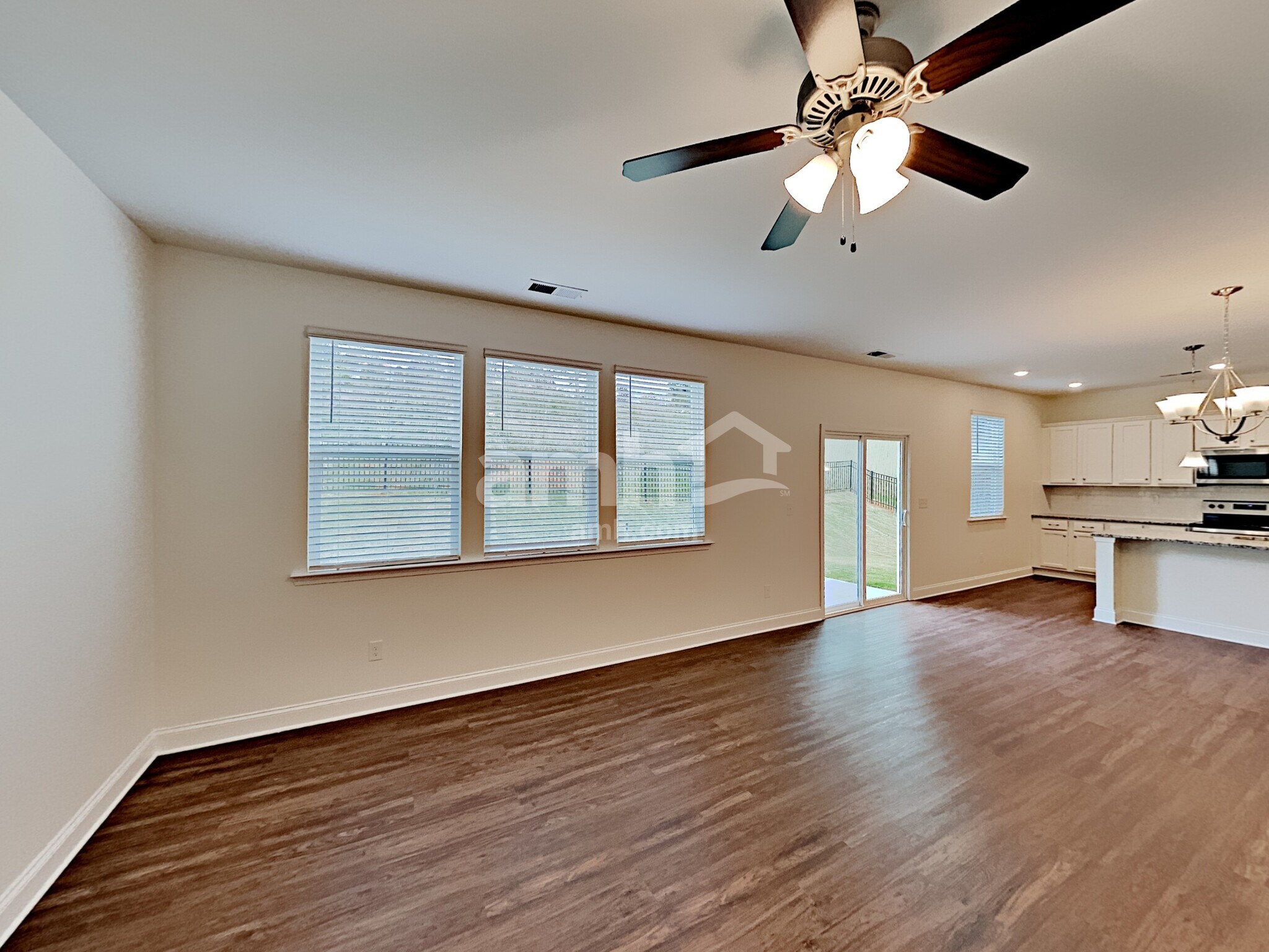 Building Photo - 6145 Rosemore Ln
