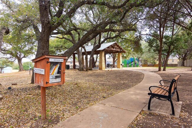 Building Photo - 10509 Wylie Dr