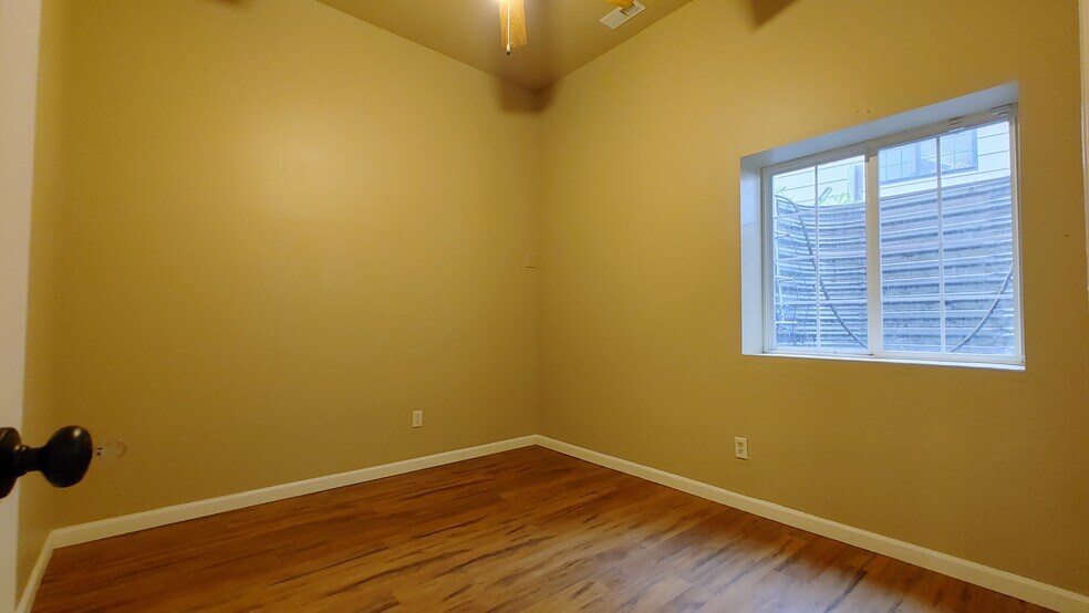 Building Photo - 1185 Stanton St