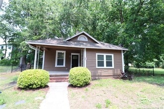 Building Photo - 1009 Taylor St