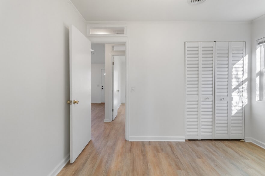 Building Photo - 3489 Hargrove St