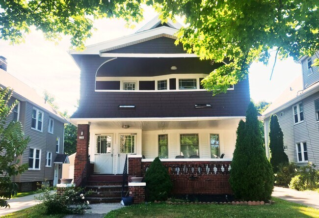 Street view - 2508 E 124th St