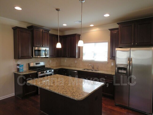 Building Photo - 163 Heatherwood Ln