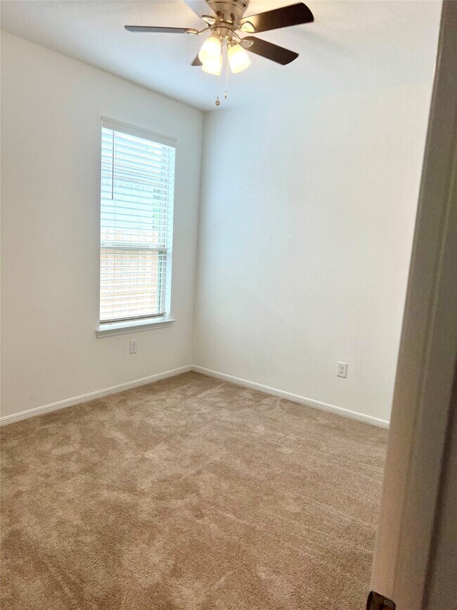 Building Photo - 16126 Elbridge Ct