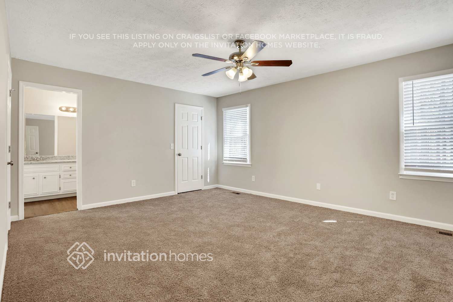 Building Photo - 4885 Cove St