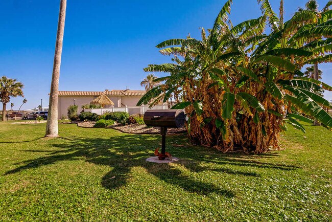 Building Photo - 1412 Eleventh Street-SI FL2-ID1023183P