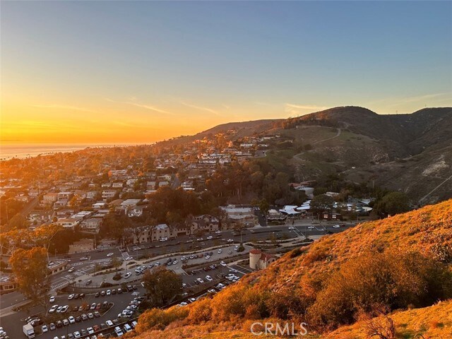 Building Photo - 648 Mystic View