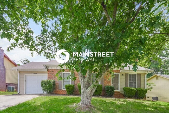 Primary Photo - 3 Bedroom Pet-Friendly Home in Lithonia, G...