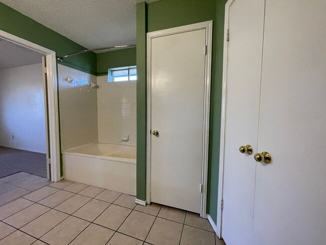 Building Photo - 4903 Morning Glen Ln