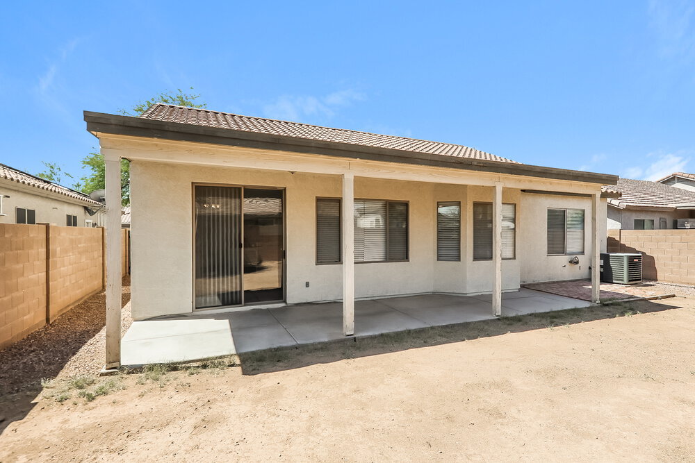 Building Photo - 12906 W Valentine Ave