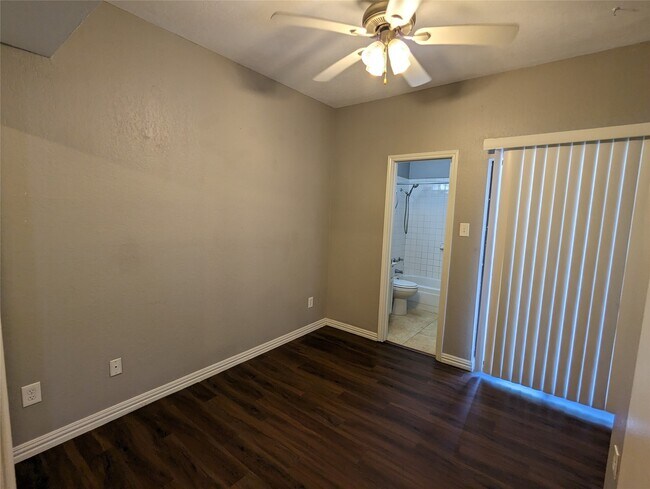 Building Photo - 601 Nelray Blvd