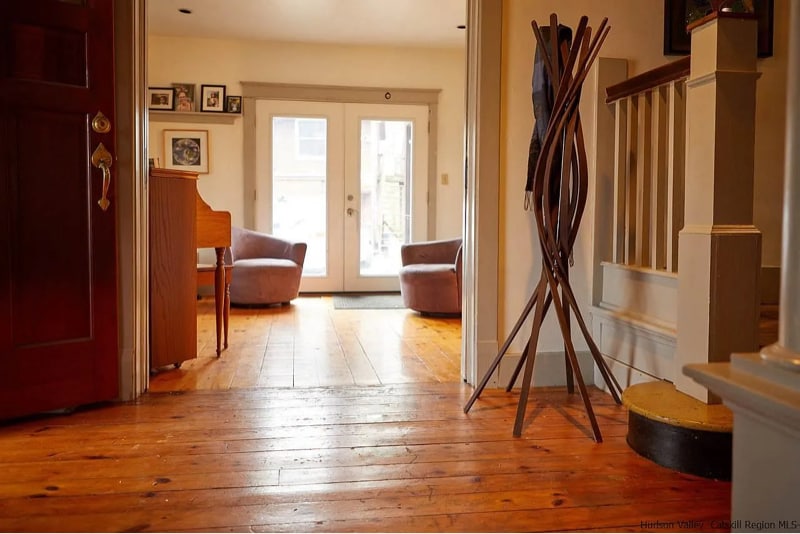 Building Photo - 38 Old Rte 299