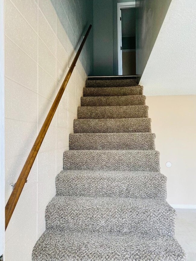 Building Photo - 3322 S Westwood Blvd