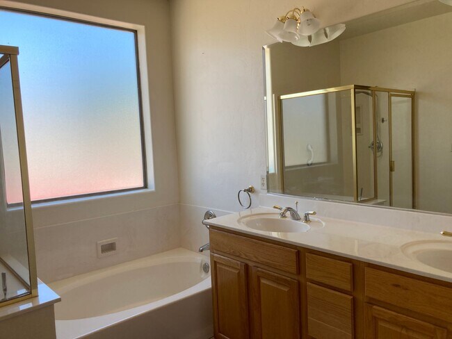 Building Photo - Spool Home on the Lake in Gated Rancho Sah...