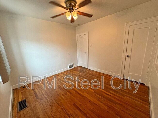 Building Photo - 1322 Claremont Ave