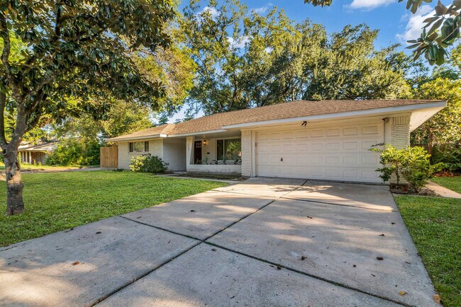 Building Photo - 5403 Carew St