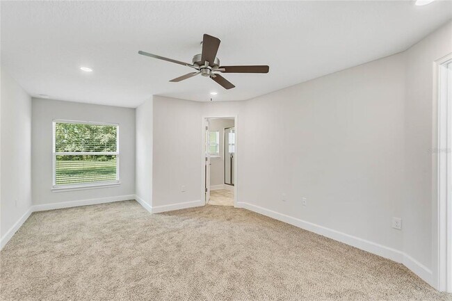 Building Photo - 430 Big Sioux Ct