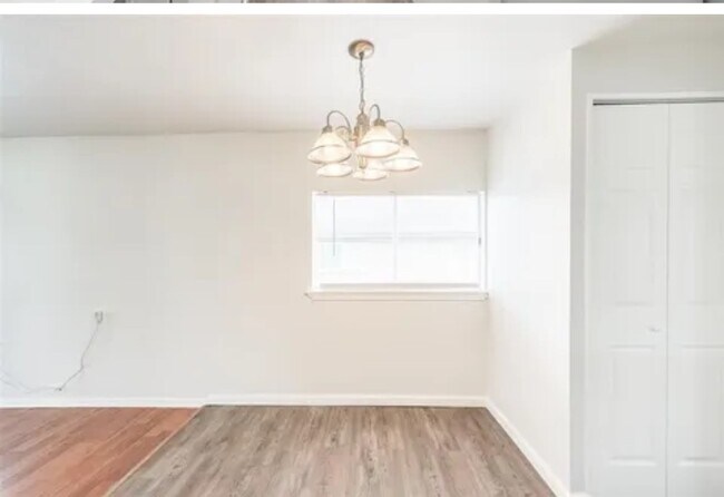 Building Photo - 6608 Georgianna Dr