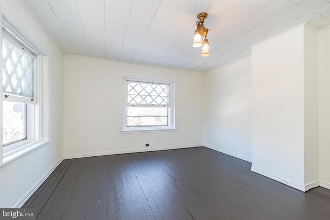 Building Photo - 7738 Ardleigh St