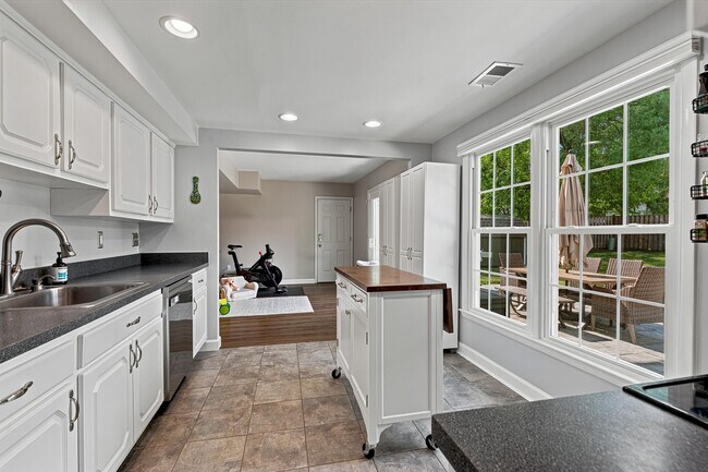 Building Photo - 12728 Builders Rd
