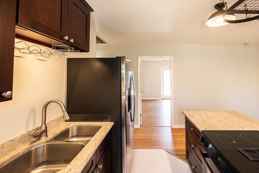Kitchen - 8717 NE Webster St