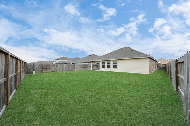 Building Photo - 7319 Bridal Ranch Dr