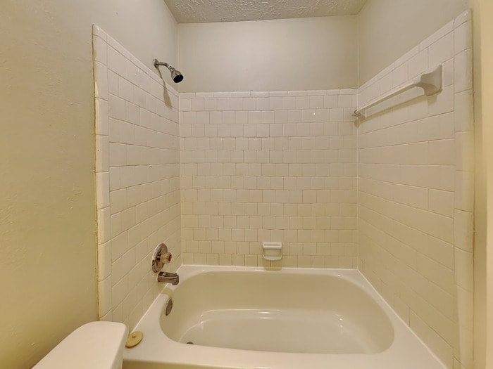 Building Photo - 14114 Fleur De Lis Blvd