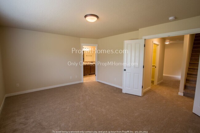 Building Photo - 10605 NW 303rd Pl