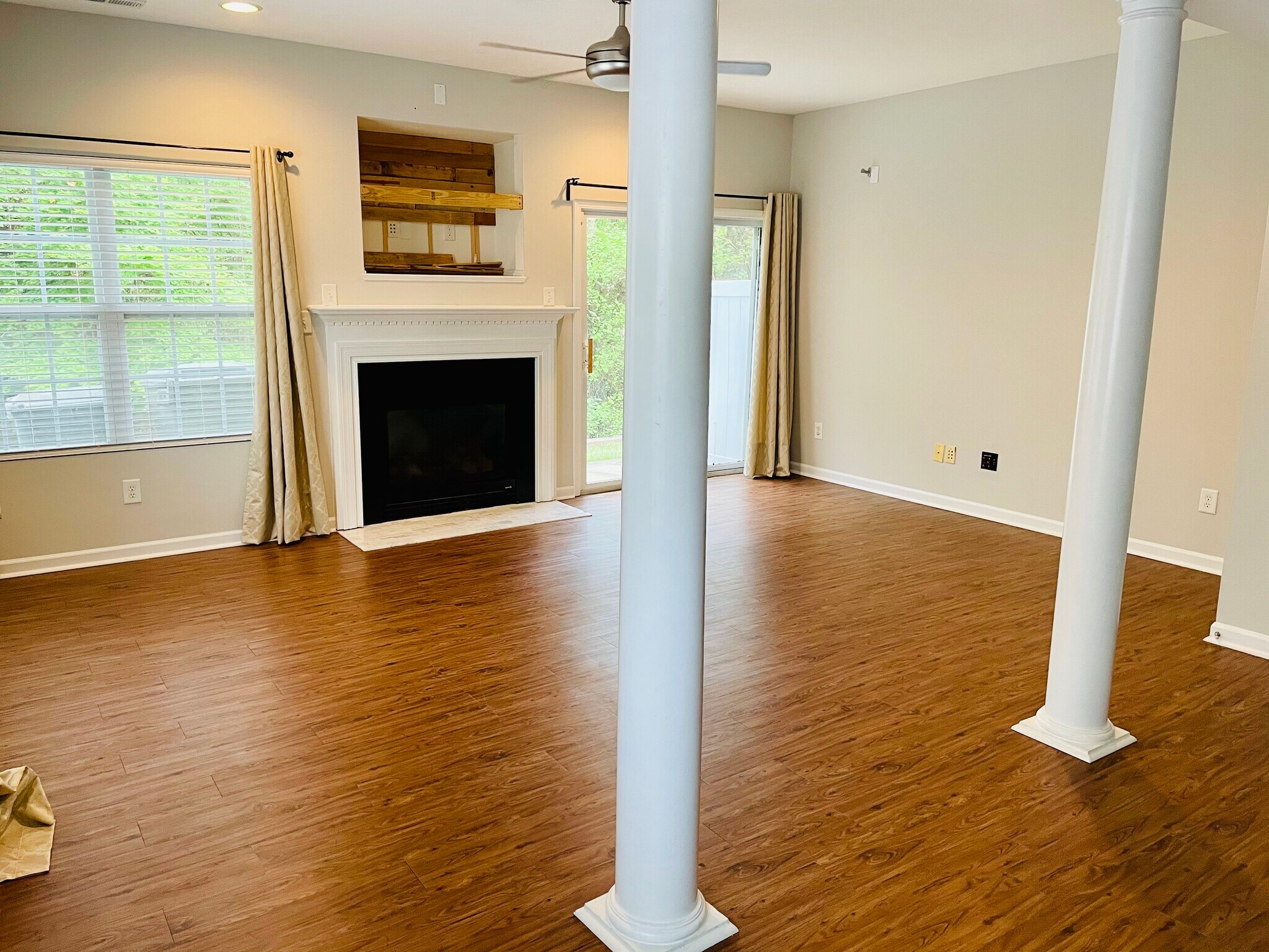 Building Photo - 21 Edgebrook Cir